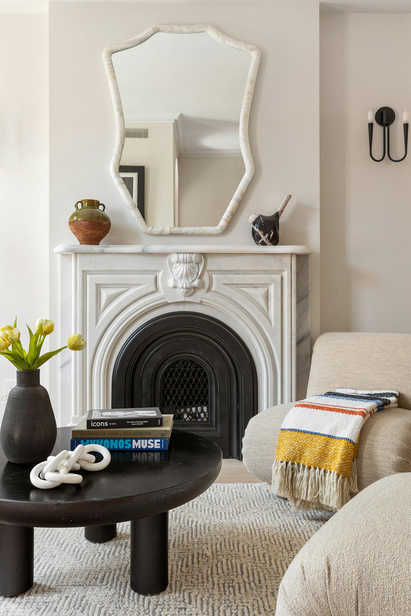 Meridith-Baer-Home-Home-Staging-New-York-Carroll-Gardens-Transitional-Luxury-Homes-Living-Room